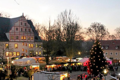 Weihnachtsmarkt in und um das Renaissanceschloss Ponitz