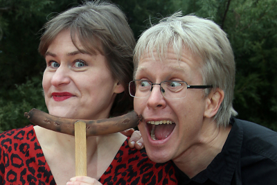 Mann mit Grill sucht Frau mit Kohle