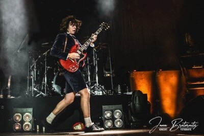 Pressefoto der Nick/Young AC/DC Master-Band