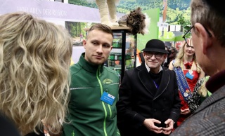 Viele Fragen gab es bei Familie Burkhardt von der Straußenfarm Burkhardt aus dem Schmöllner Ortsteil Hartha