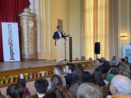 der Altenburger Oberbürgermeister André Neumann, ...