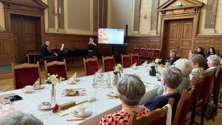 Landrat ehrt anlässlich des Internationalen Frauentages verdienstvolle Bürgerinnen.